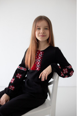 Вишиванка для дівчат